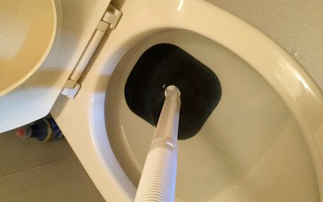 トイレの詰まり解消